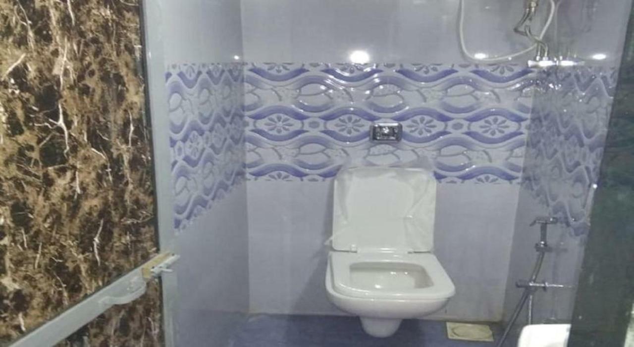 مومباي Mabrook Dormitory المظهر الخارجي الصورة