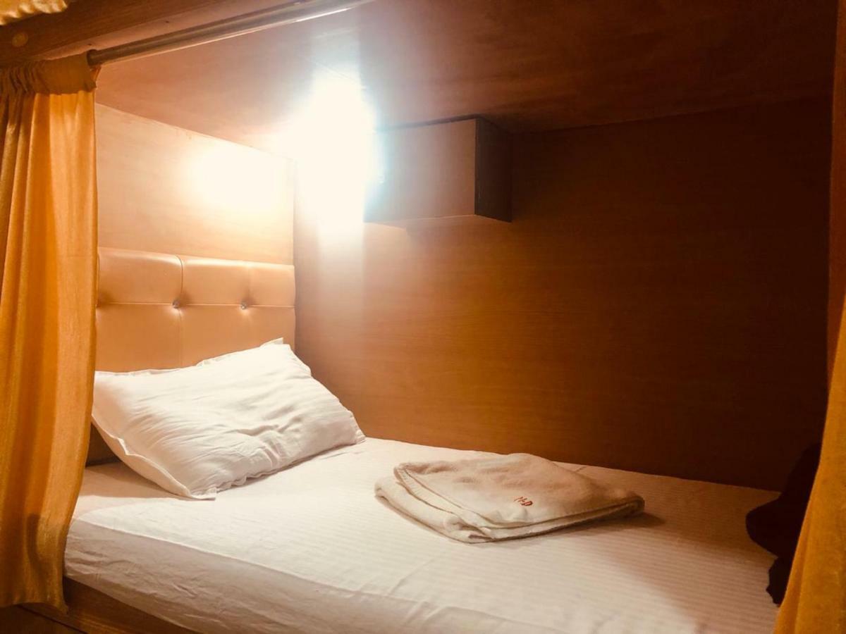 مومباي Mabrook Dormitory المظهر الخارجي الصورة